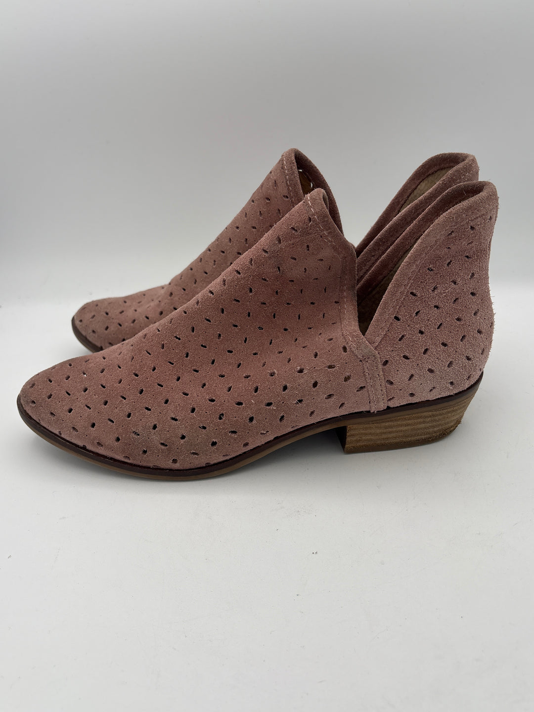 Womens Lucky Brand Size 7.5 Rosy Tan Suede Cutout Ankle Boots