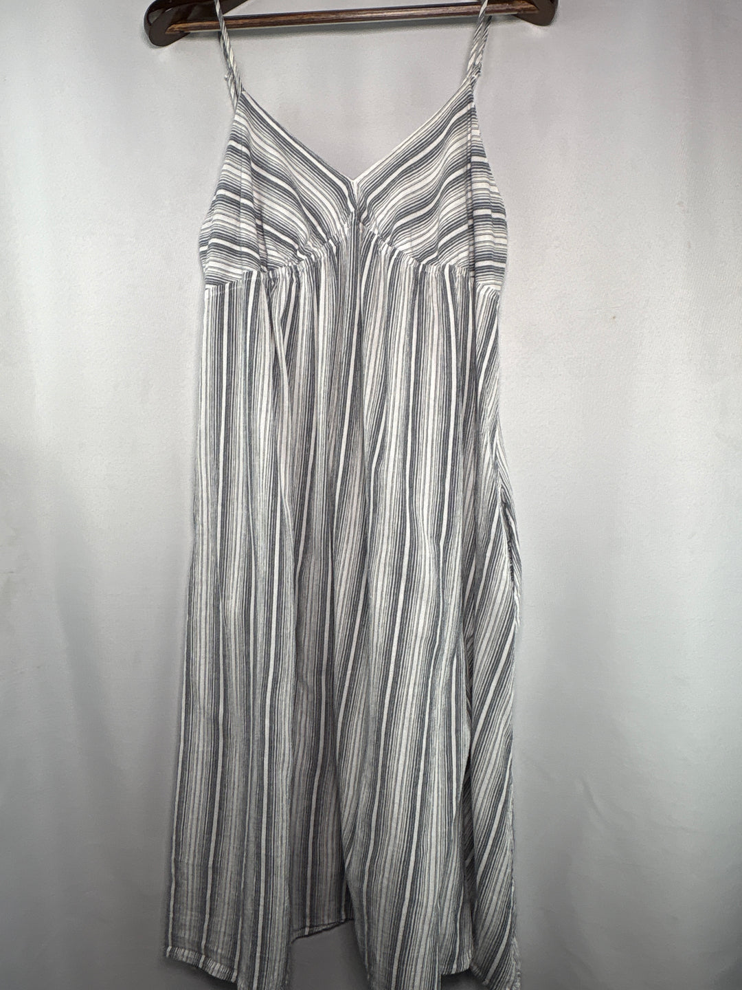 Women’s Everyday Ritual XXL White &amp; Gray Stripe Midi Dress