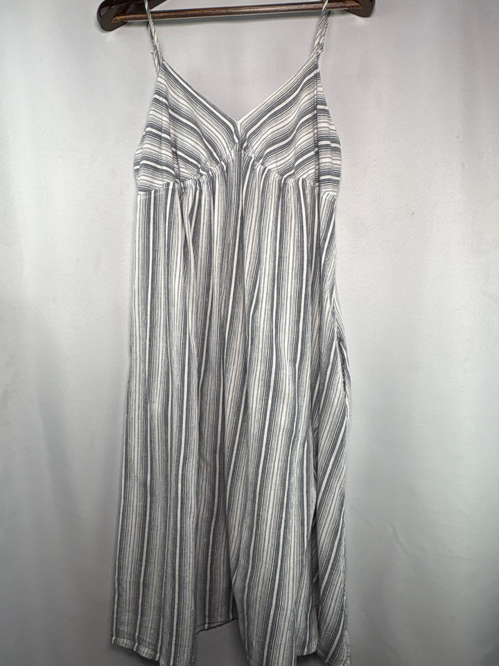 Women’s Everyday Ritual XXL White &amp; Gray Stripe Midi Dress