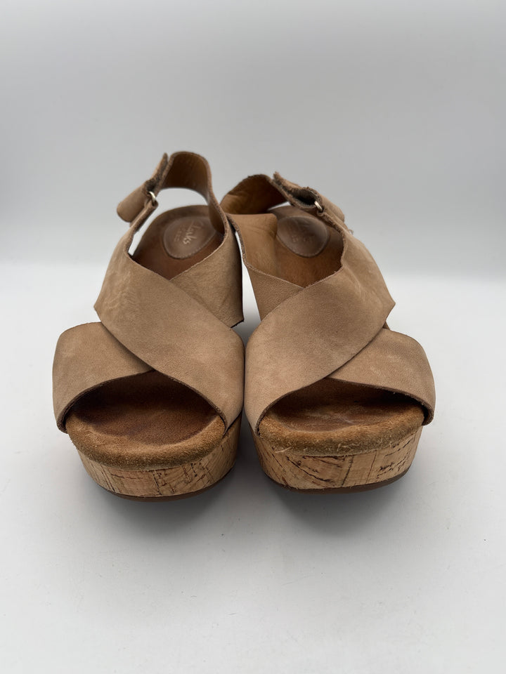 Clarks Womens Tan Wedge Sandals Size 7.5 Crisscross Strap 3 Inch Heel