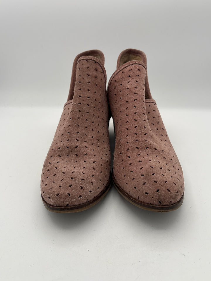 Womens Lucky Brand Size 7.5 Rosy Tan Suede Cutout Ankle Boots
