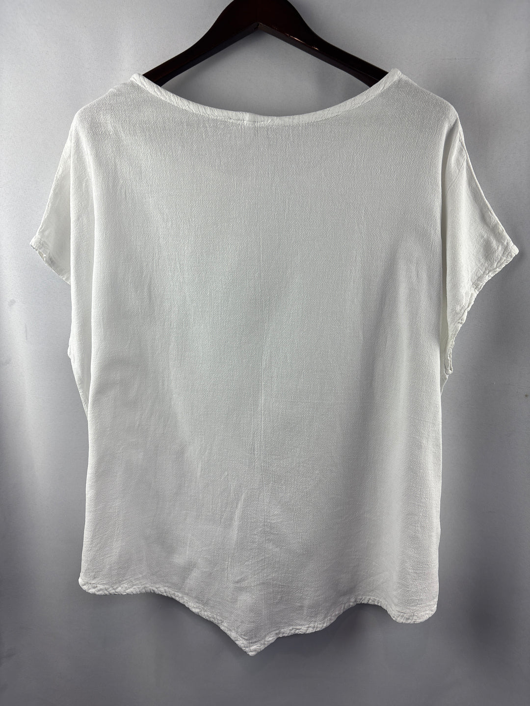 Women’s Oh My Gauze! XXL White Short Sleeve Blouse
