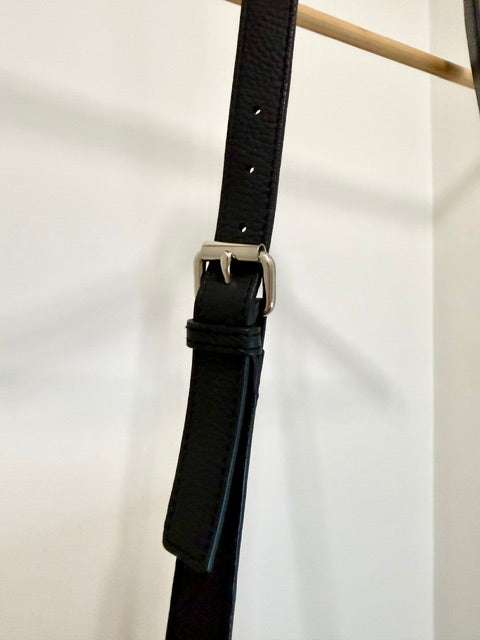 Cole Haan Men’s Black Pebbled Leather Crossbody Vintage Style Bag