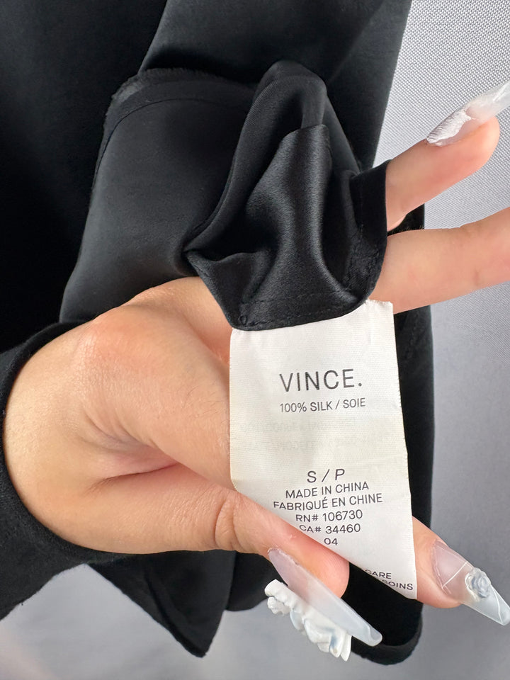Women’s Vince Small Black Silk Sleeveless Blouse