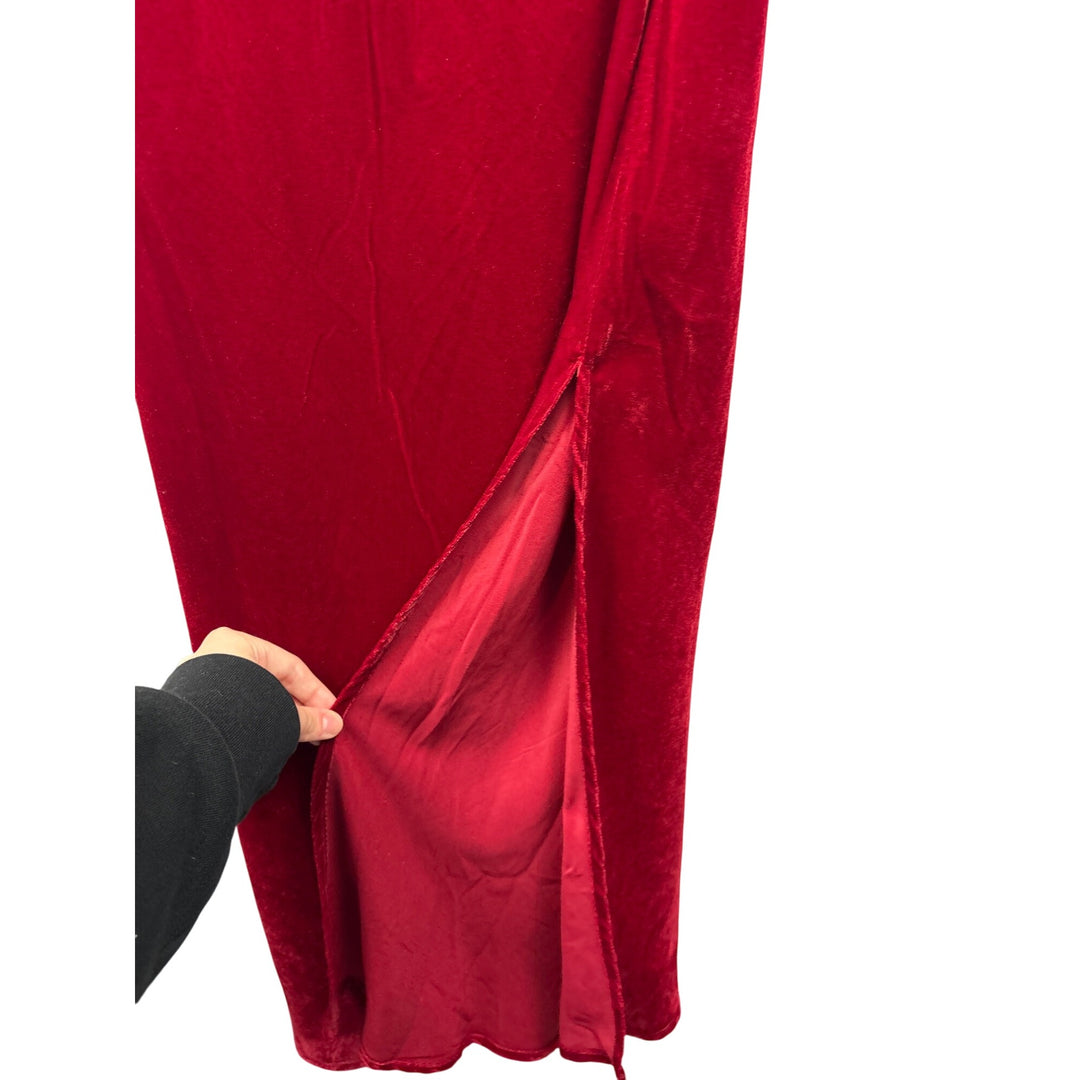 Women’s High Botany Medium Red Velvet Sleeveless Maxi Dress