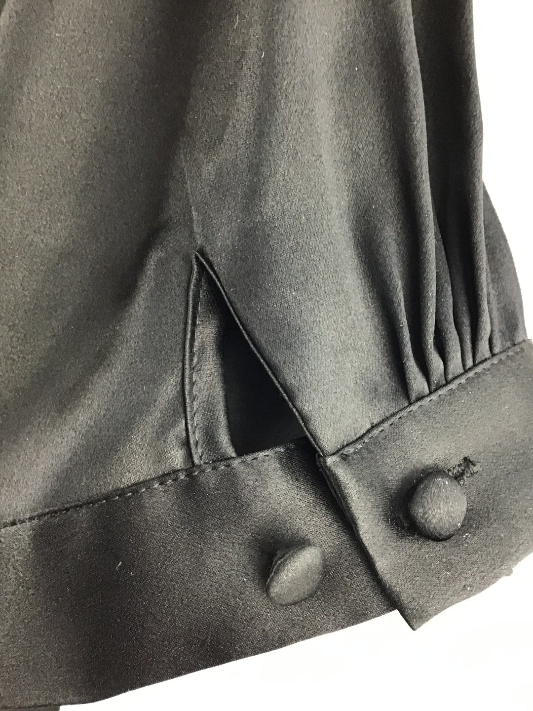 Women’s Brooks Brothers Black 100% Silk Blouse w/Button Up Front &amp; Short Sleeves Size 10