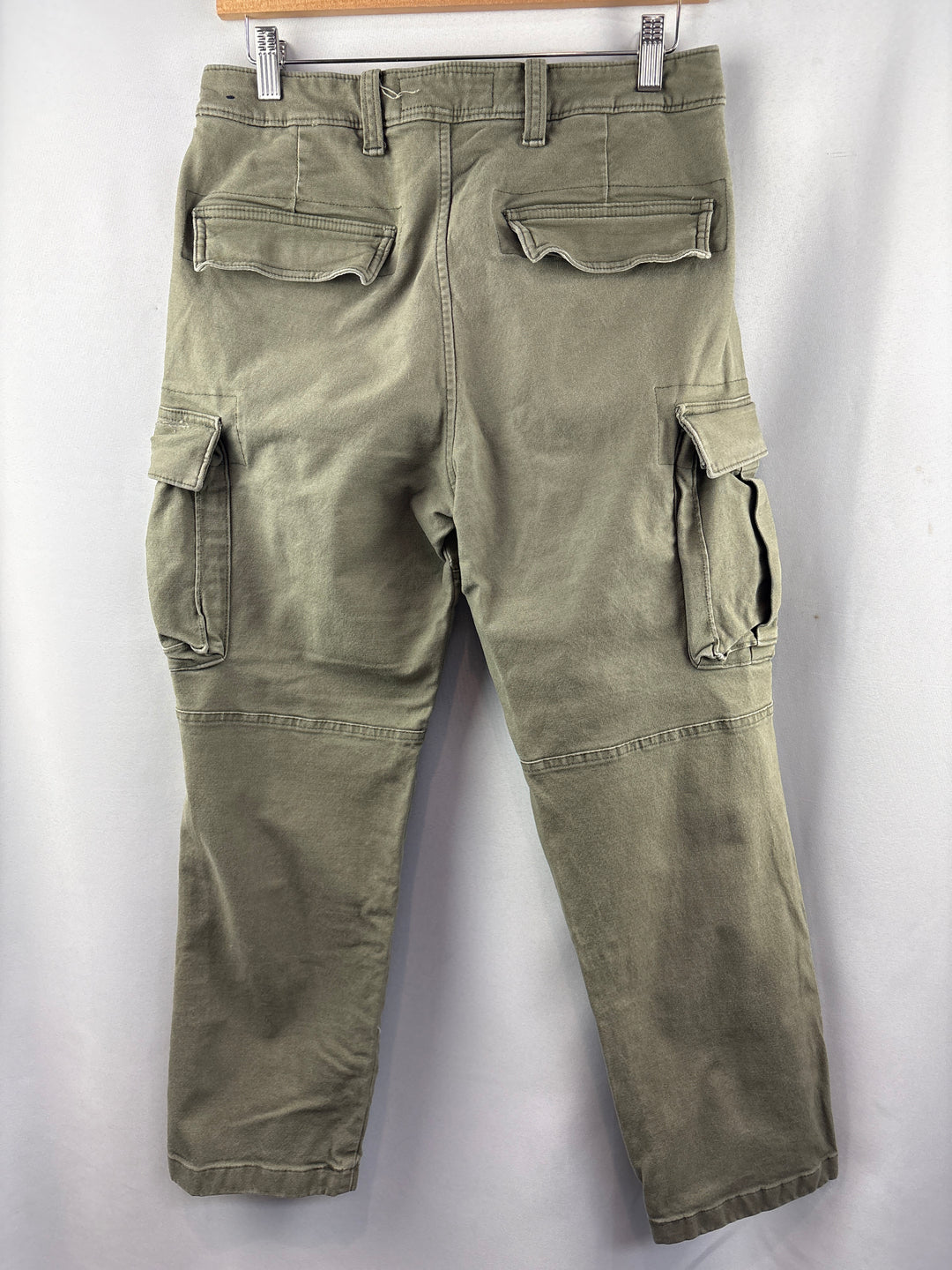 Men’s American Eagle Size 30x30 Army Green Cargo Jeans