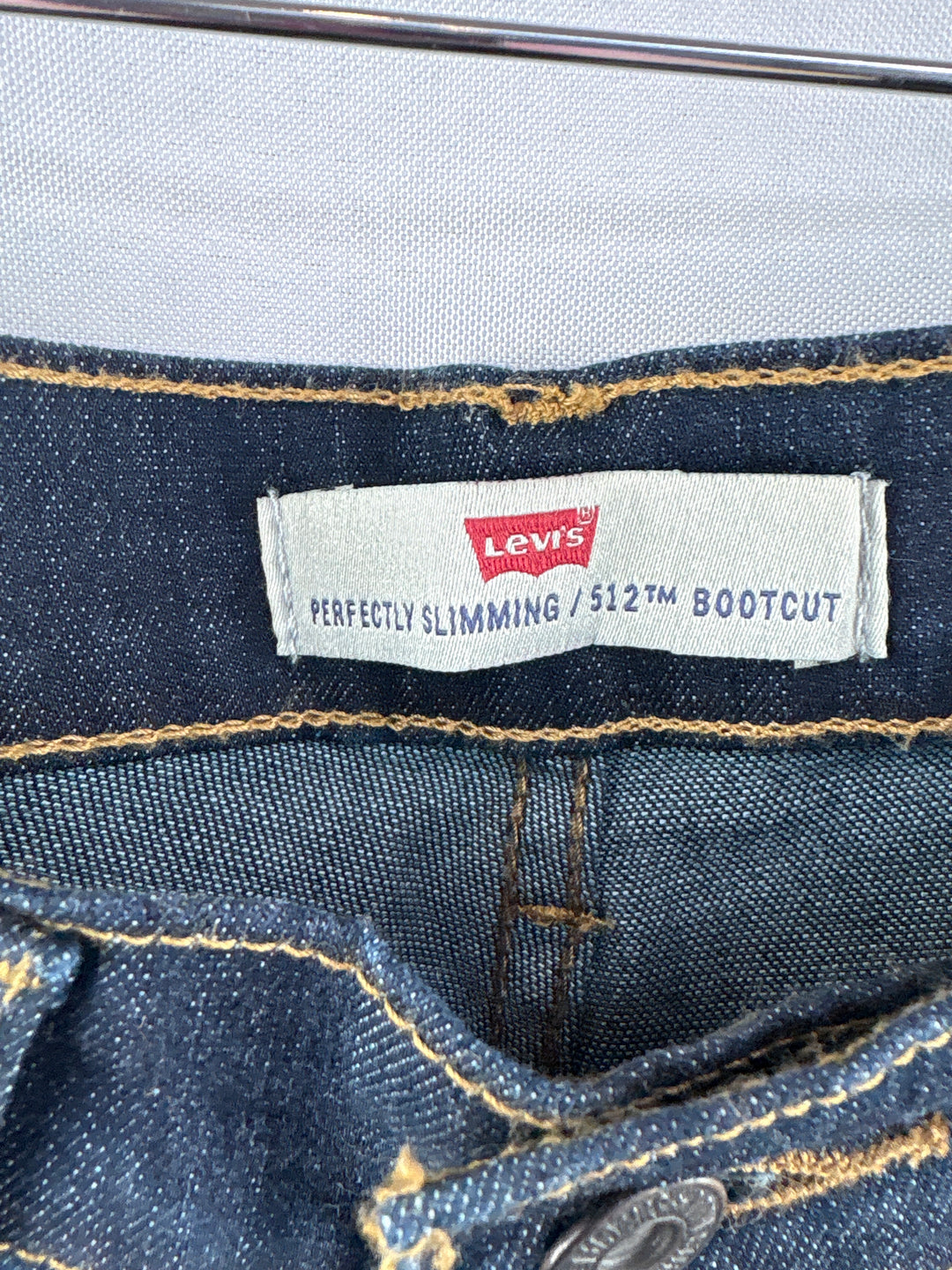 Women’s Levi’s Size 29/32 Dark Blue Bootcut Jeans