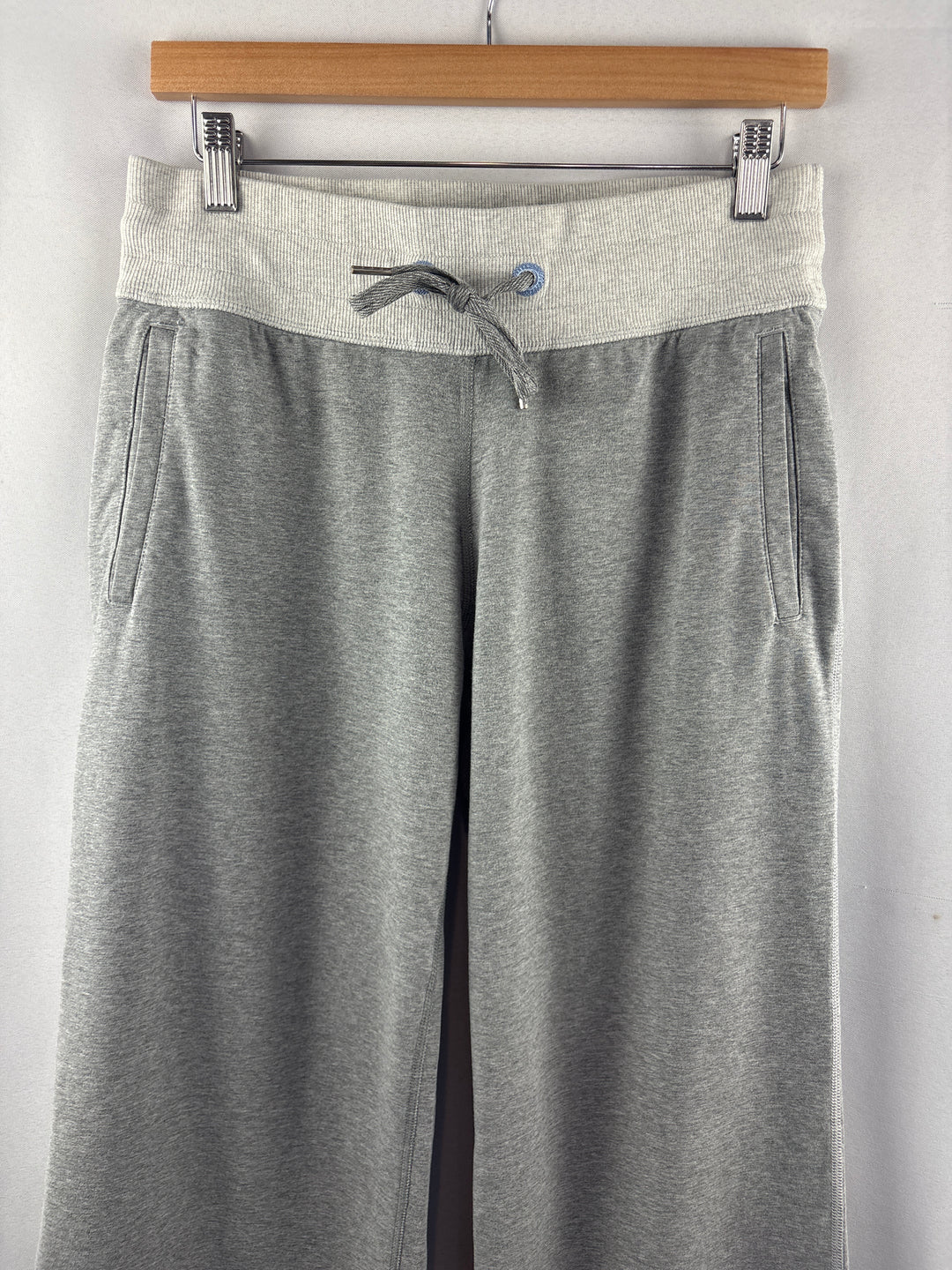 Women’s LuluLemon Size 8 Gray Wide Leg Lounge Pants
