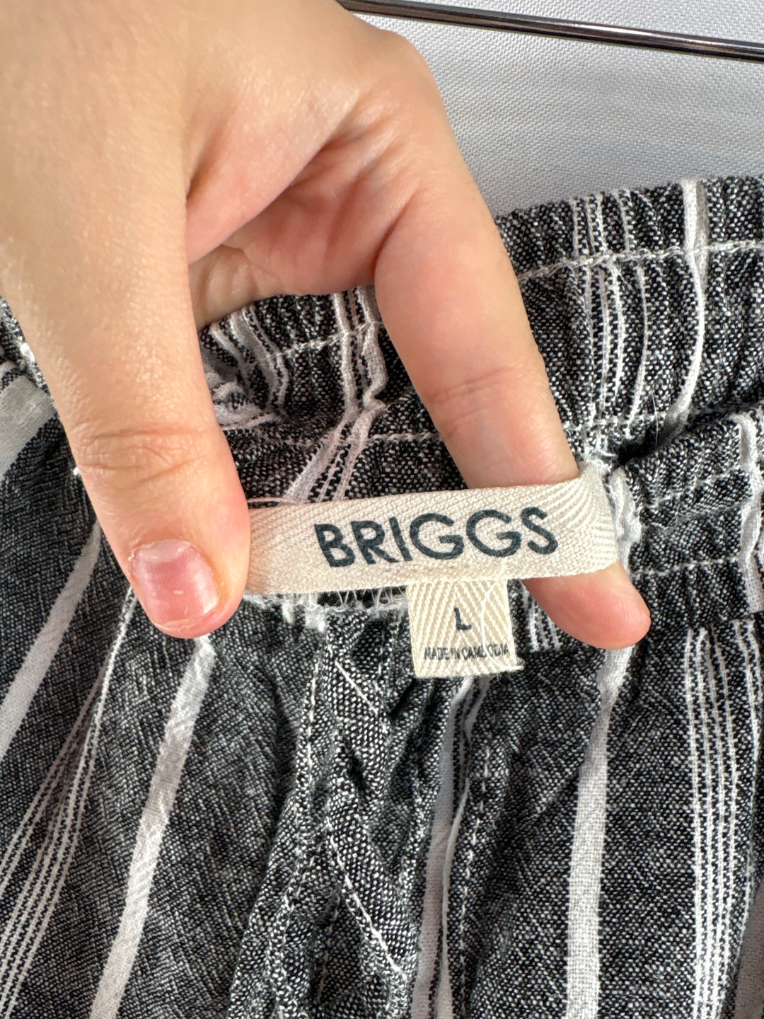Women’s Briggs Large Dark Gray &amp; White Striped Lounge Pants