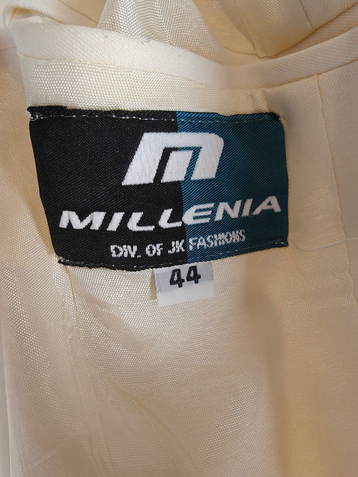 Millenia Men's Ivory Trench Coat Size 44 Long Double Breasted Belted USA