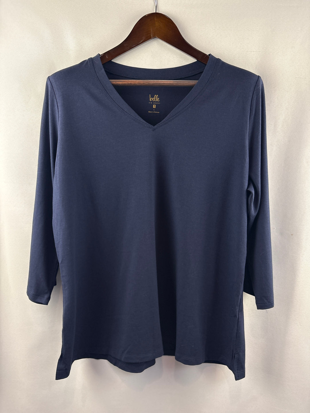 Women’s Belle Kim Gravel Large Navy V-Neck Shirt