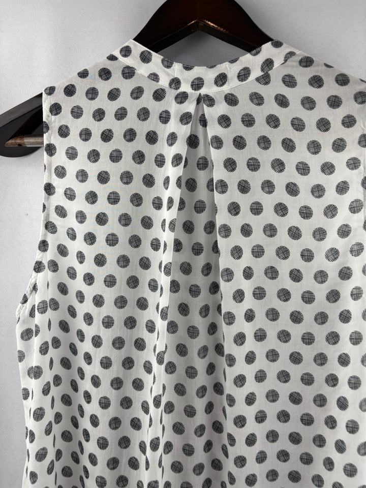 Women’s Bella Dahl Small White Sleeveless Blouse w/ Gray Polka Dots
