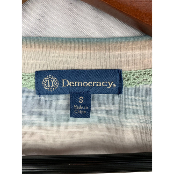Democracy Womens S V-Neck Multicolor Short Sleeve Top