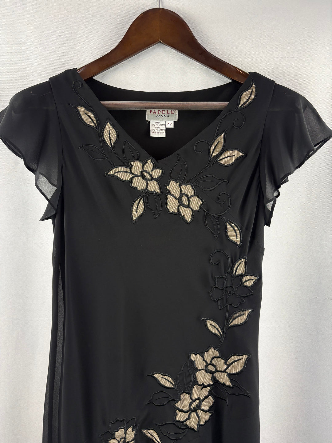Women’s Papell Size 4P Black Chiffon Dress w/ Floral Embroidery