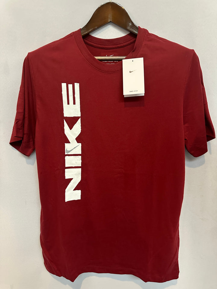 Men’s Nike Maroon DriFit Tee Shirt Size M