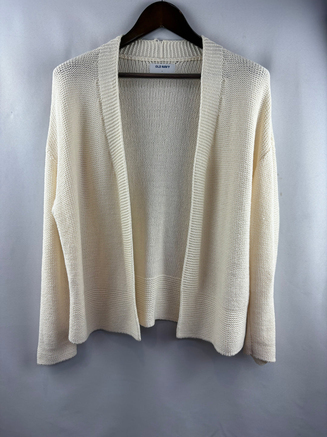 Women’s Old Navy Medium Cream Knit Cardigan