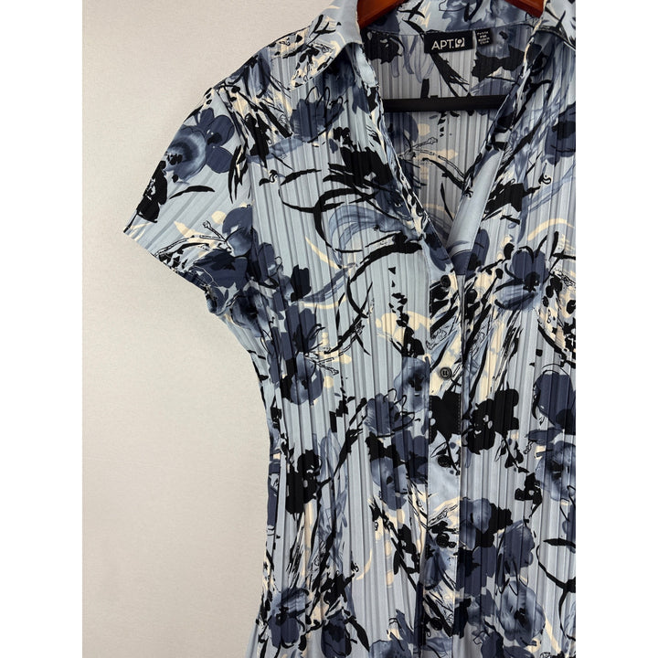 APT. 9 Size Petite Medium Blue Floral Button-Up Short Sleeve Blouse