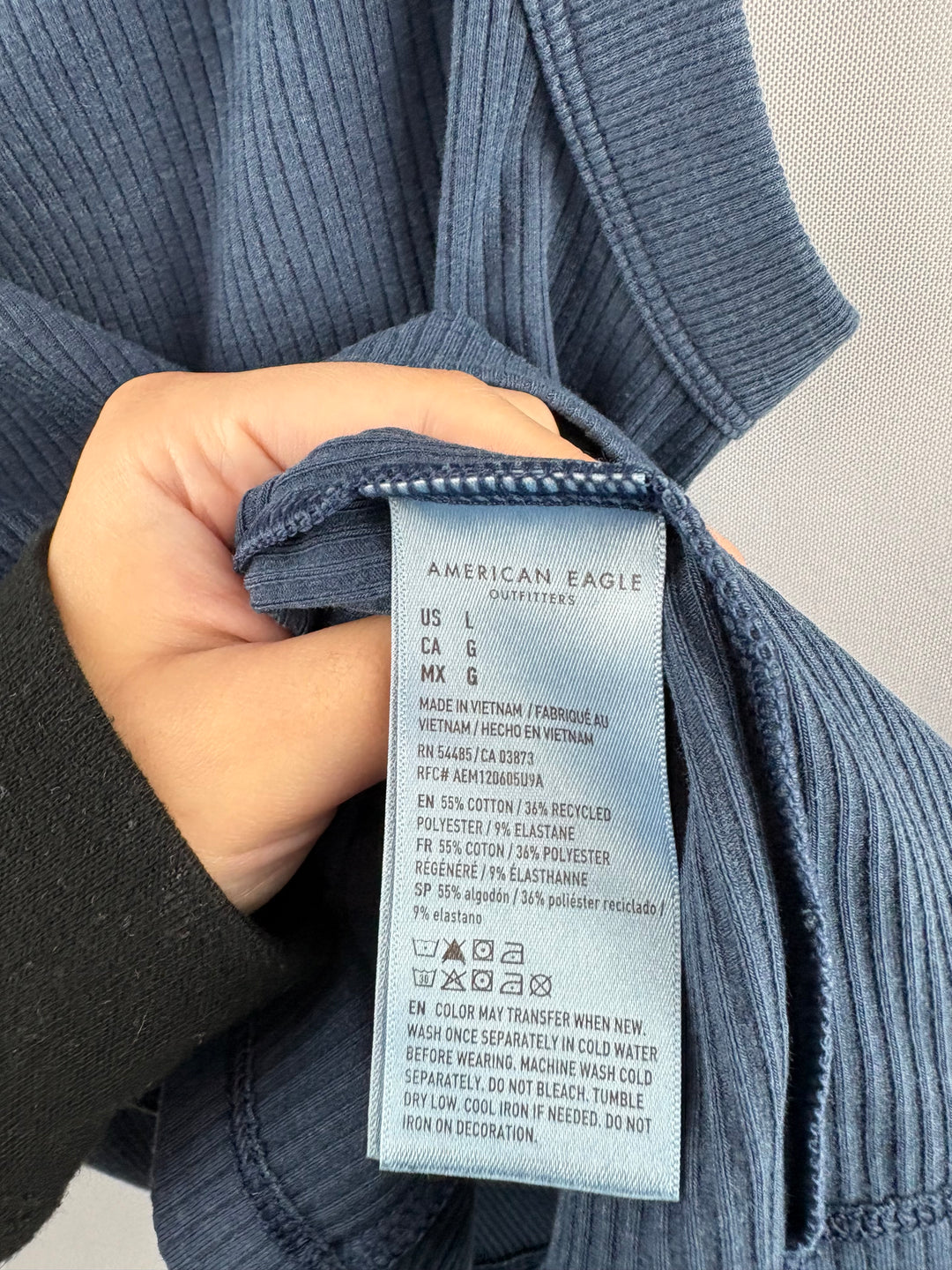 Women’s American Eagle Large Blue Tank