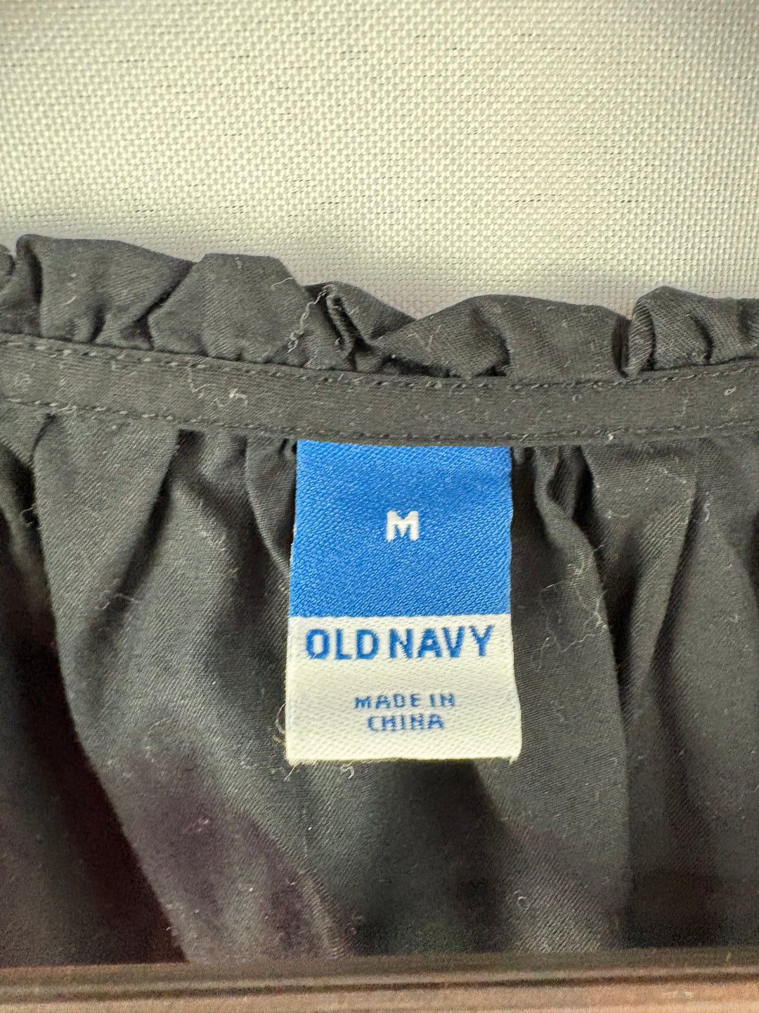Women’s Old Navy Medium Black Short Sleeve Blouse