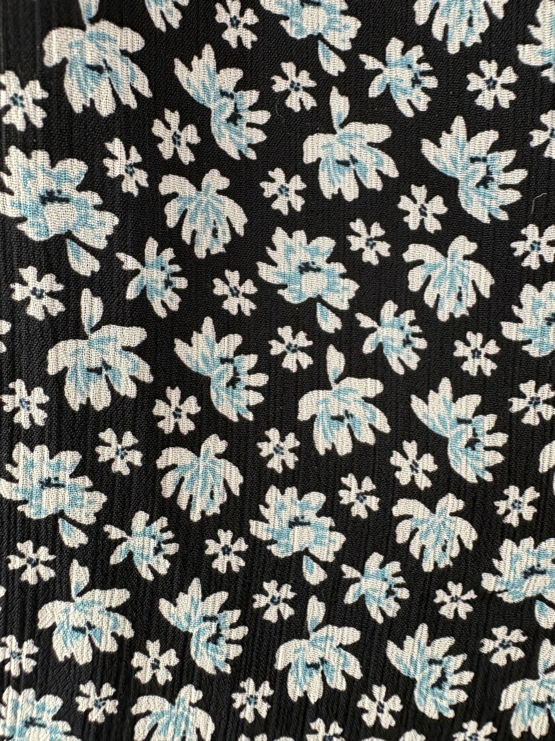 Women’s Nautica Jeans Medium Navy Blouse w/ Florals
