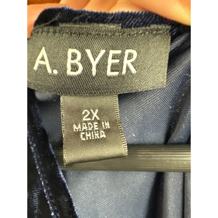 Women’s A.Byer Size 2X Dark Blue Velvet V-Neck Sleeveless Blouse with Keyhole Opening