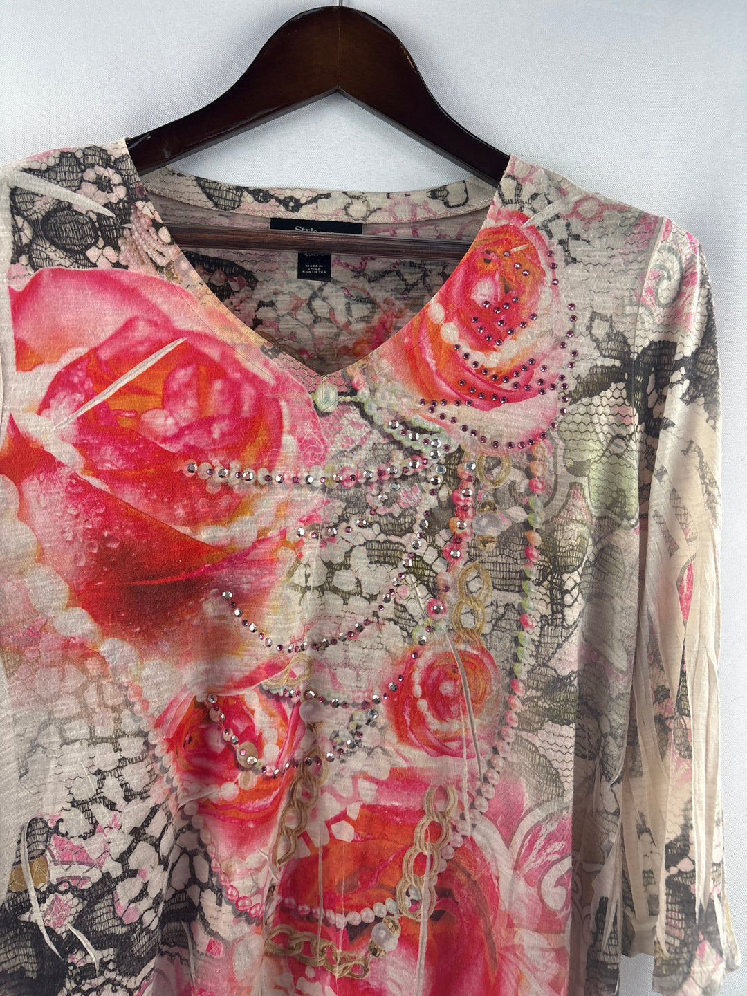 Women’s Style&amp;Co Large Beige &amp; Pink Floral Bedazzled Blouse