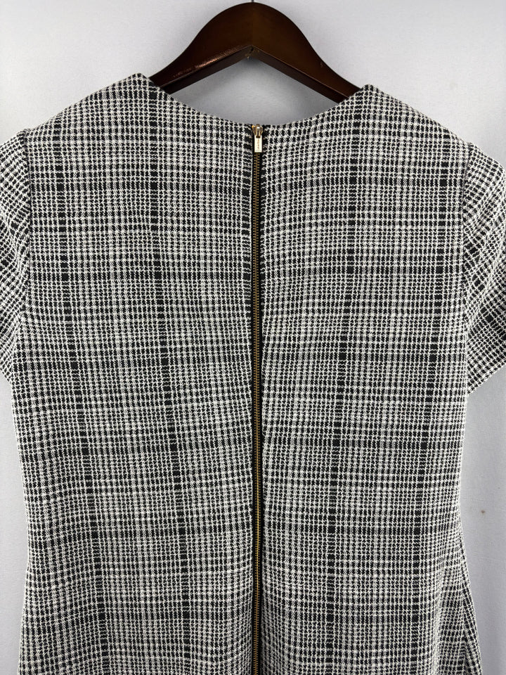 Women’s Calvin Klein Size 10 White & Black Plaid Midi Dress