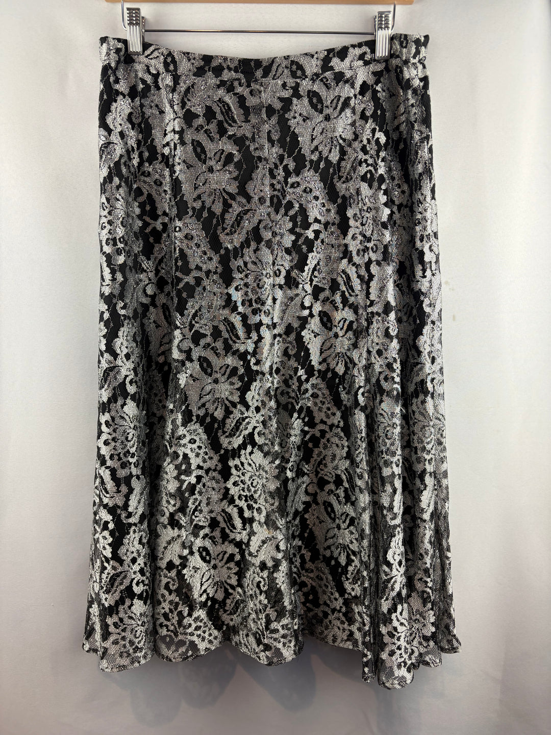 Women’s Chico’s Size 12 Black w/ Silver Florals Midi Skirt