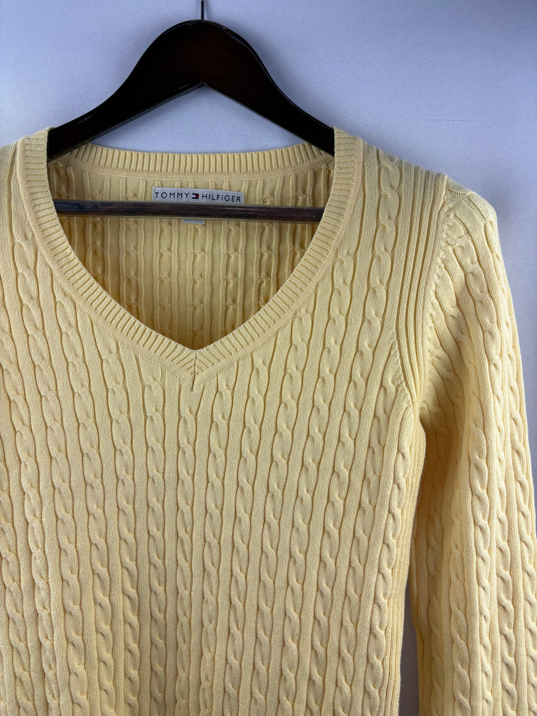Women’s Tommy Hilfiger Medium Butter Yellow V-Neck Sweater