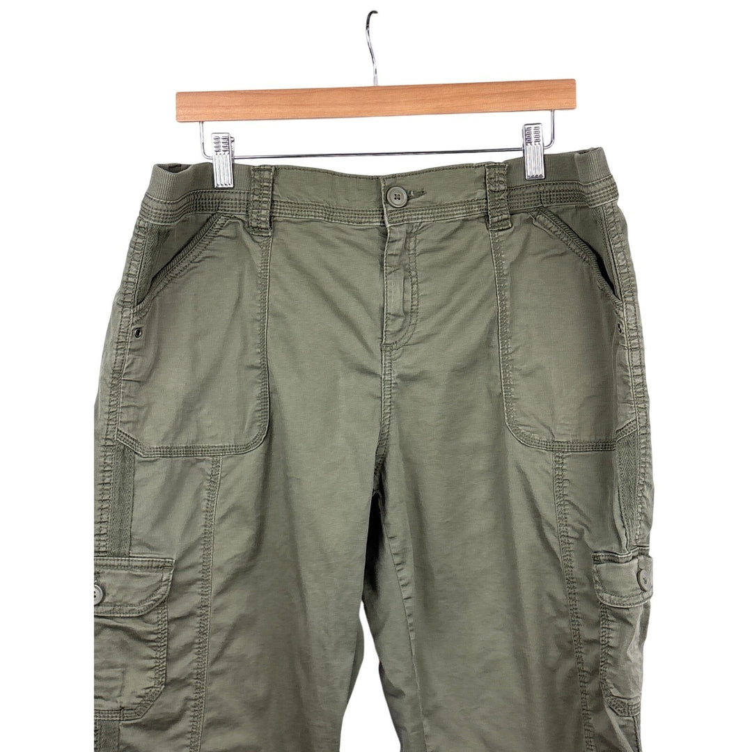 Women’s Style&Co Size 16 Army Green Cargo Capri Pants