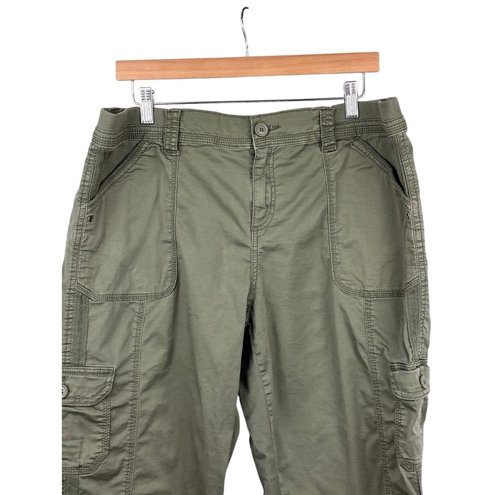 Women’s Style&Co Size 16 Army Green Cargo Capri Pants