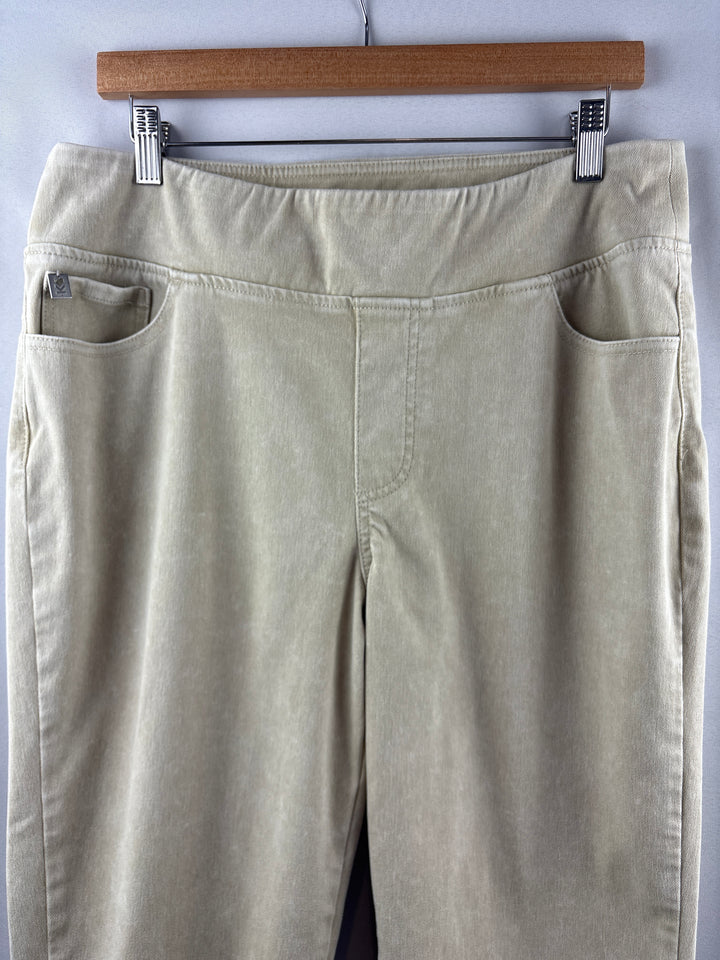 Women’s Belle Kim Gravel Size 16T Khaki Capris