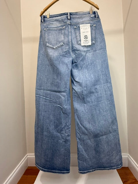 Risen Wide Leg Jeans (Light Wash, Distressed, 32” Inseam) Sz15/32 NWT