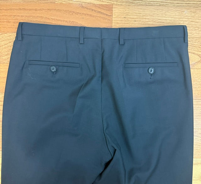 BOSS Black Dress Slacks – Size 34, Inseam 30