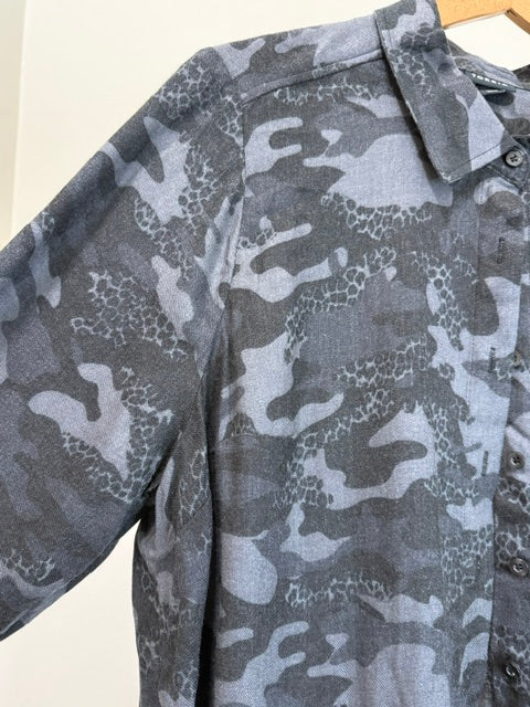 Torrid Lizzie Brushed Camo Print Button Front Shirt Sz1/ 1X/ 14-16