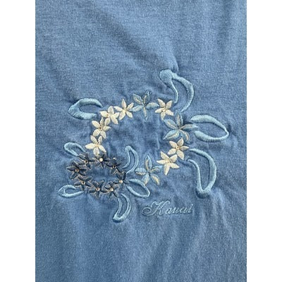 Gildan Ladies Blue Floral Embroidered T-Shirt L 100% Cotton Casual Top