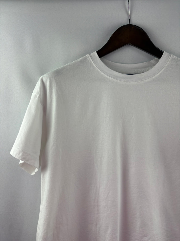 Women’s Old Navy Medium White T-Shirt