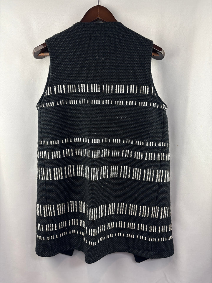 Women’s MontananCo Small Black &amp; White Patterned Knit Vest