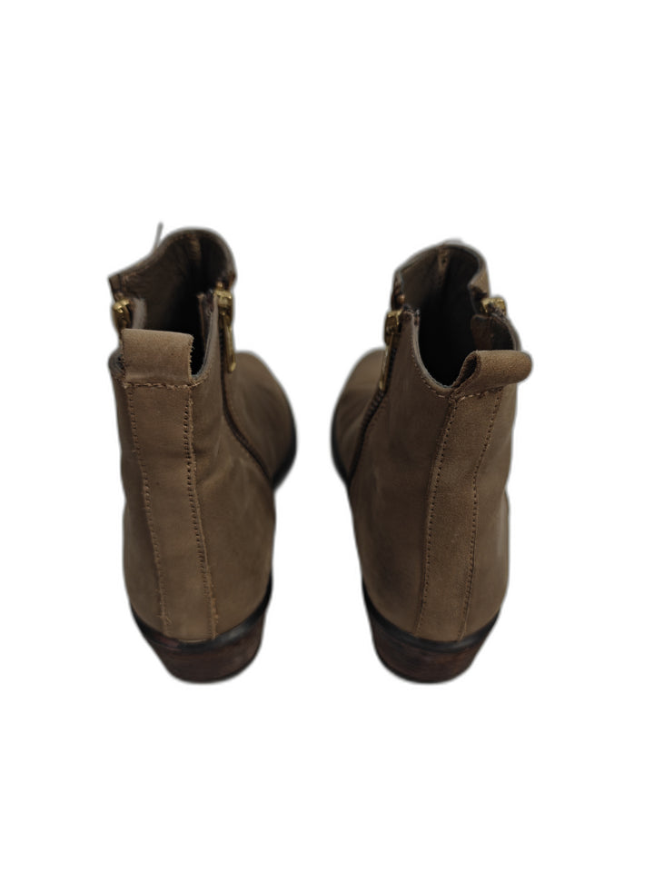 Women Steve Madden Ankle Boots Brown Size 6.5