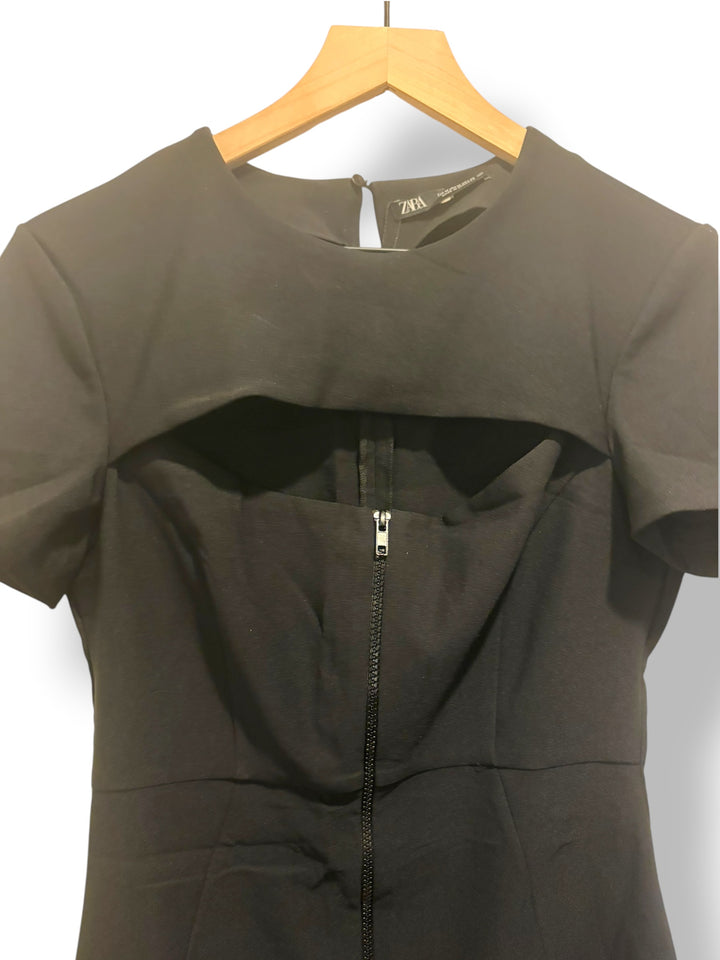 Zara Black Cutout Bodycon Mini Dress Size M NWT Front Zip Cocktail Party Going Out