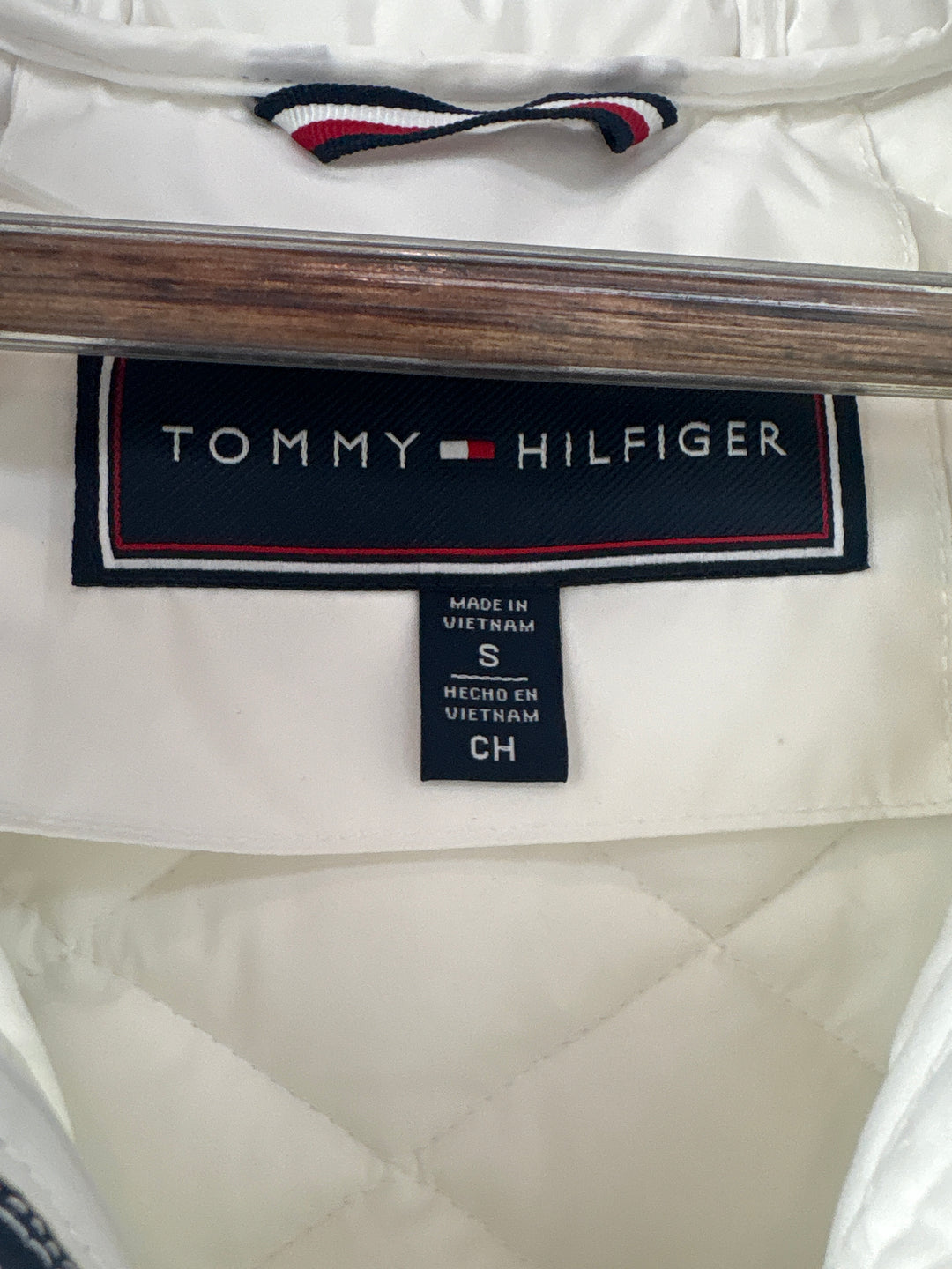 Women’s Tommy Hilfiger Small White Puffer Jacket