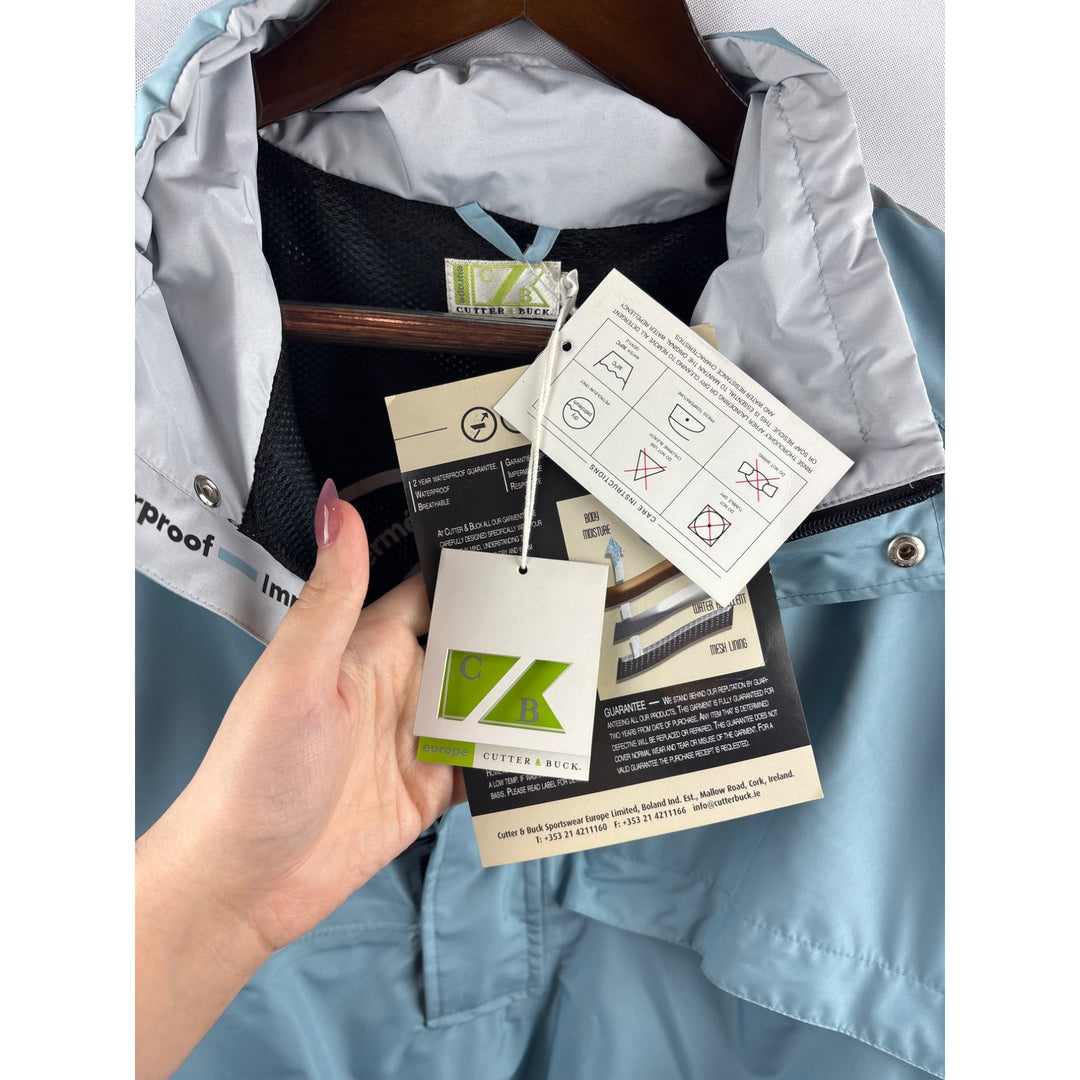 Men’s Cutter & Buck Large Light Blue & Black Golf Jacket