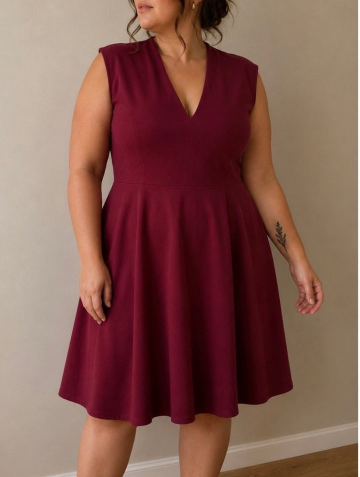 Soprano Black Sleeveless V‑Neck Dress Sz1X(14-16)
