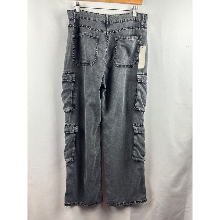 Women’s Yozy Large Grey Cargo Jean Style Pants