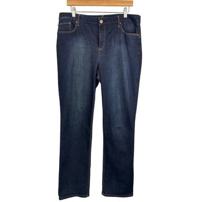 Women’s Chicos Size 2 Dark Blue Straight Leg Jeans