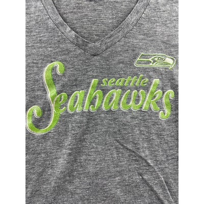 Large grey and green Seattle Seahawks T-Shirt