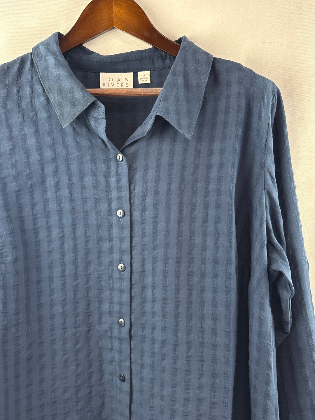 Women’s Joan Rivers Size 1X Navy Square Patterned Button Up
