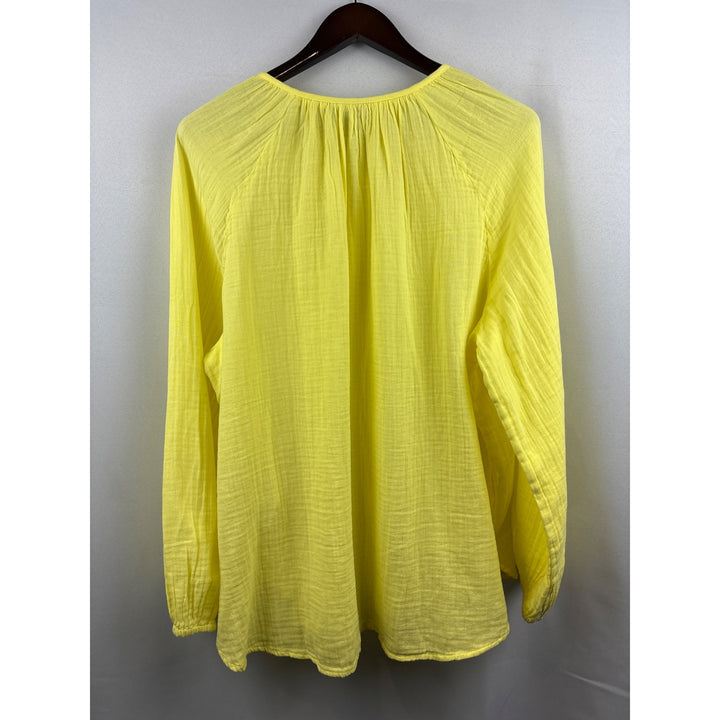 Women’s GAP XXL Yellow Long Sleeve Button Up Shirt