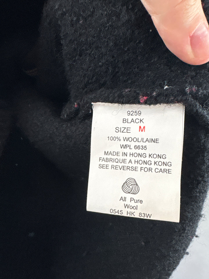 Women’s Medium Woolrich Black Vest w/ Red Plaid Accents